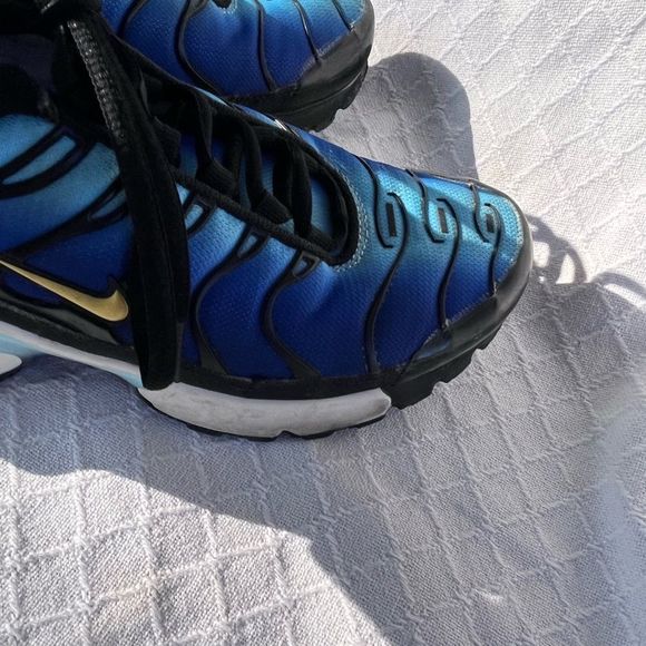 NIKE AIR MAX PLUS HYPER BLUE 2018 - Picture 2 of 14
